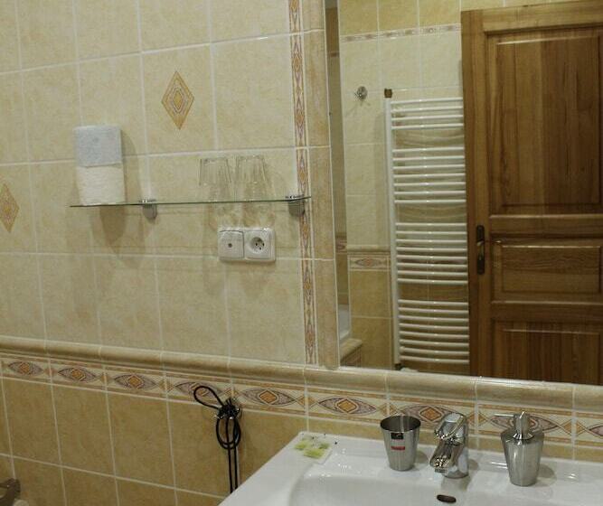 تختخواب و صبحانه Orix