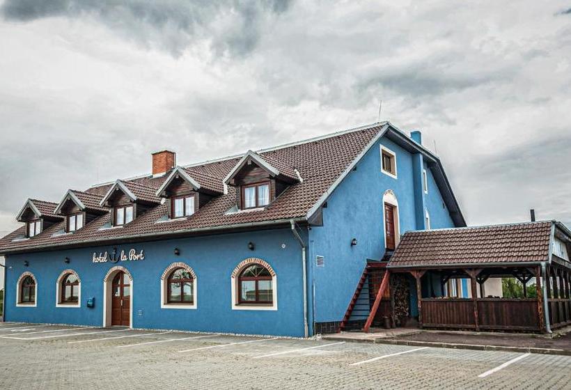 هتل La Port