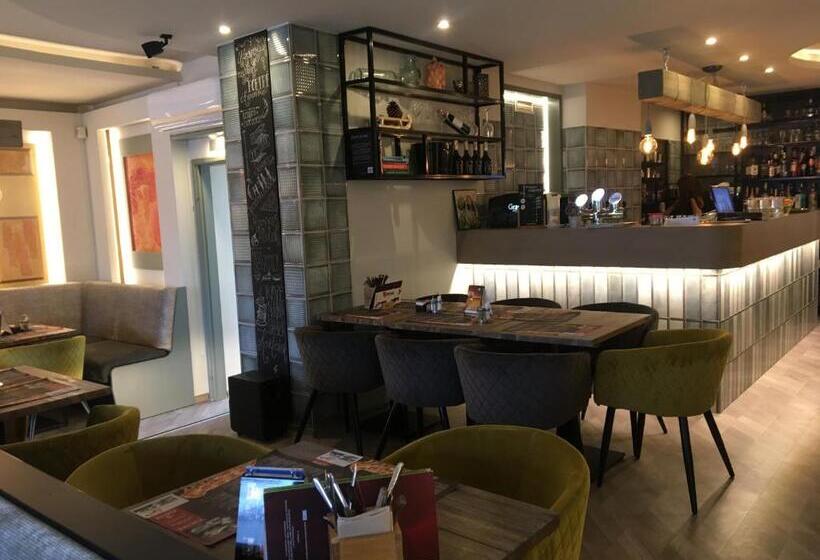 בית מלון כפרי Portré Panzió