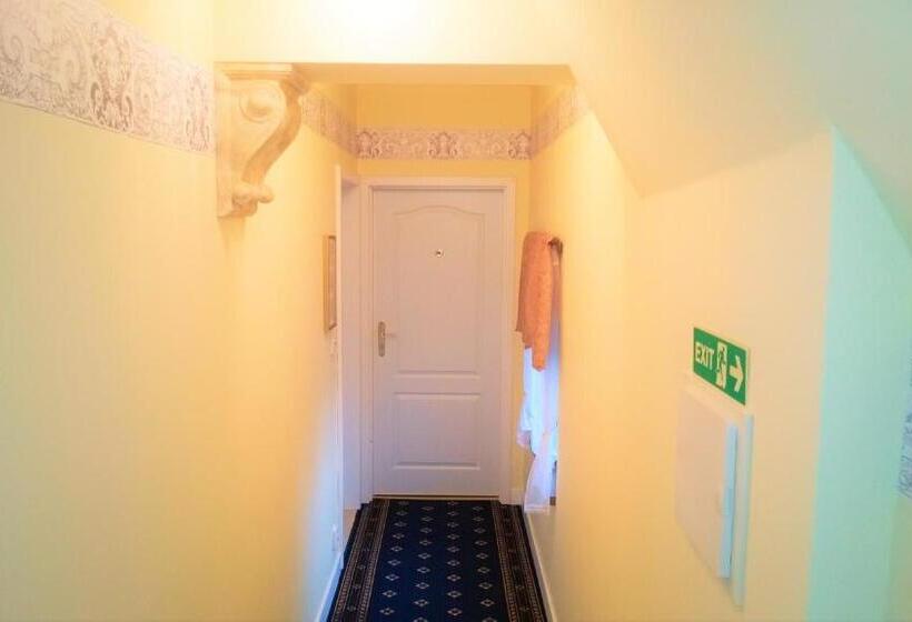 هتل Rezidence Zámeček   Boutique