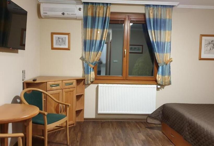 پانسیون Penzion U Vlků