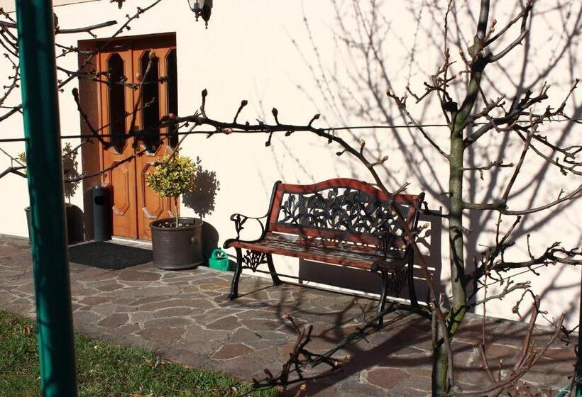 پانسیون Penzion U Vlků