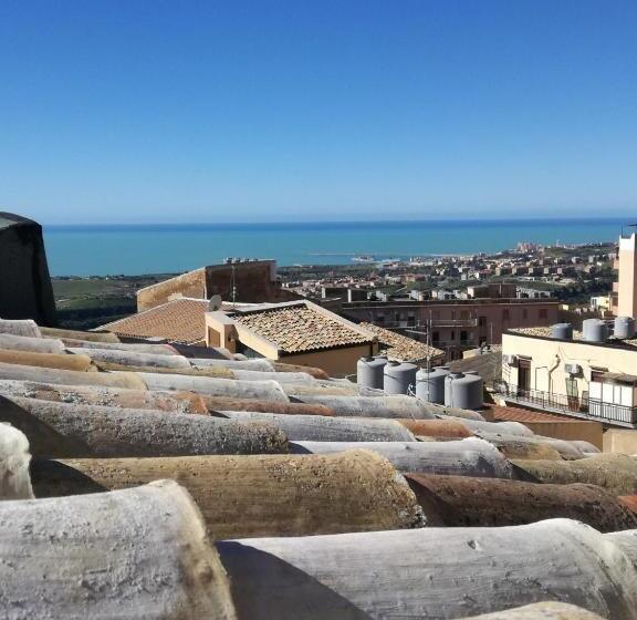 Aljama   Downtown B&b