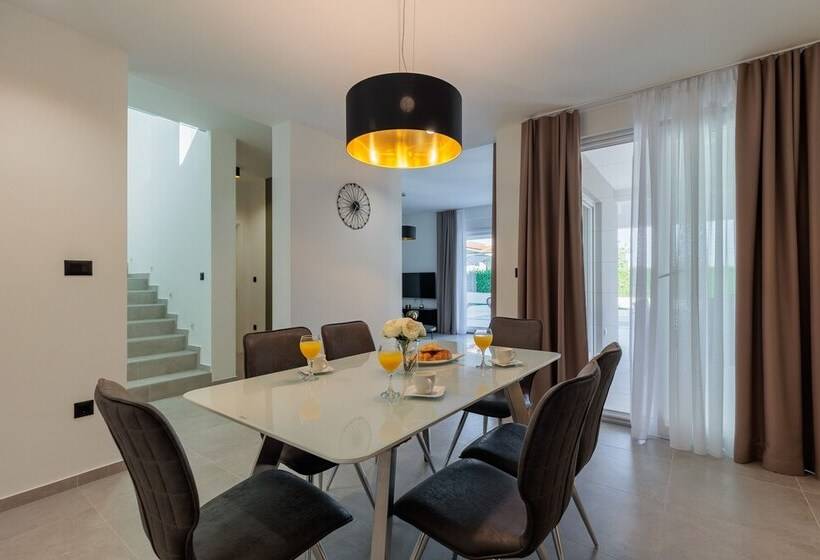 Apartment Maja