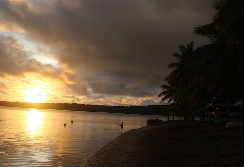 هتل Ranginui's Retreat