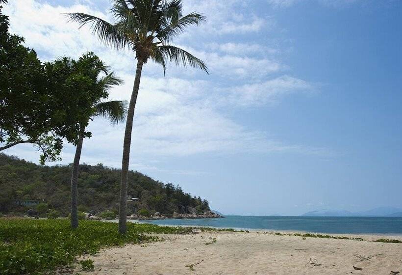 Beachcomber Unit 2