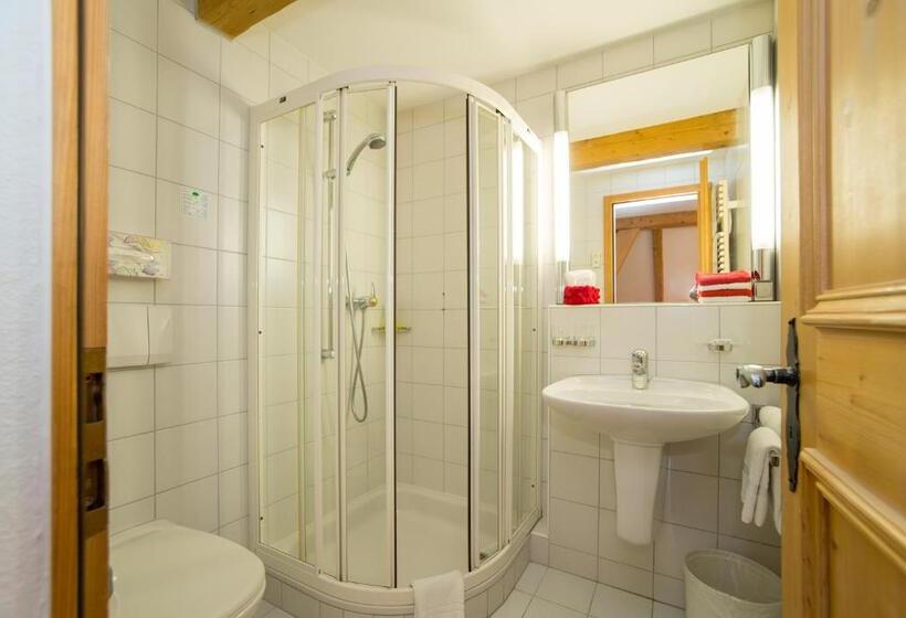 ホテル Sonne Fex Alpine Hideaway