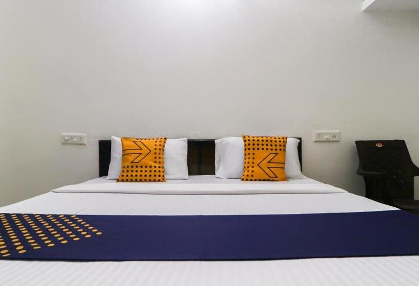 فندق Spot On 49193 New Village Guest House