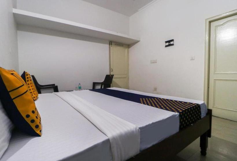 هتل Spot On 49193 New Village Guest House