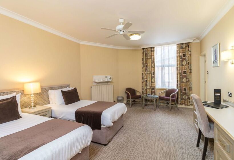 Cosmopolitan Hotel