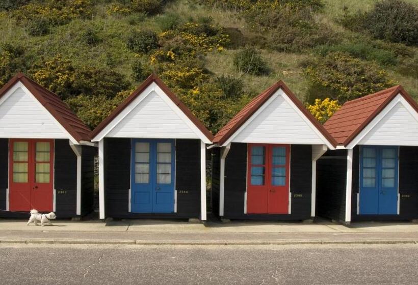 בית מלון כפרי Denewood