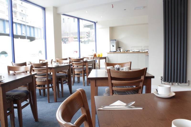 هتل Discovery Inn  Leeds