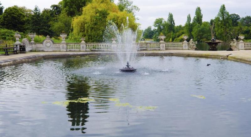 Отель Glendale Hyde Park