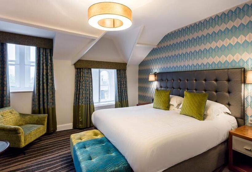 בית מלון כפרי Inn On The Square