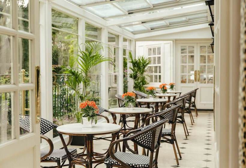 هتل The Montague On The Gardens