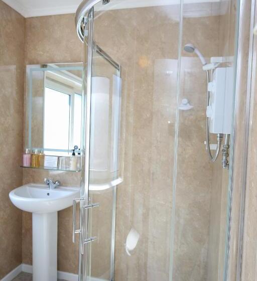 فندق The Seacliffe   Whitby
