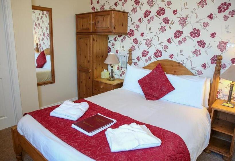 فندق The Seacliffe   Whitby