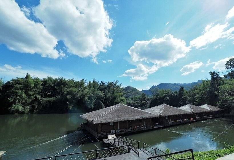 هتل The River Life Resort