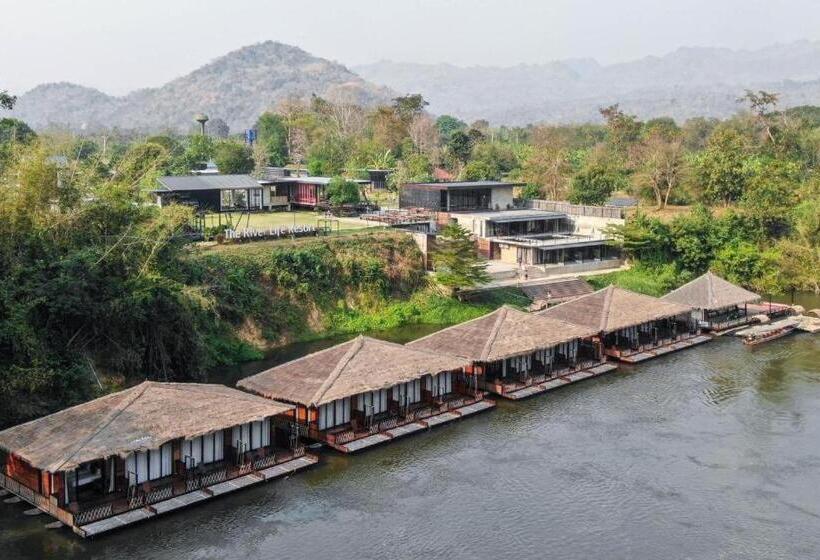 هتل The River Life Resort