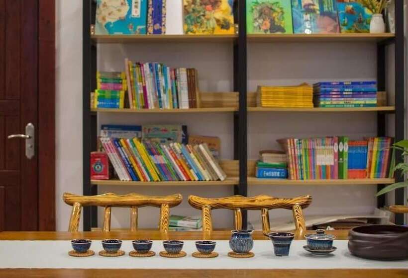 فندق فئة نجمة واحدة Floral Hotel · Spring Guesthouse Zhangjiajie