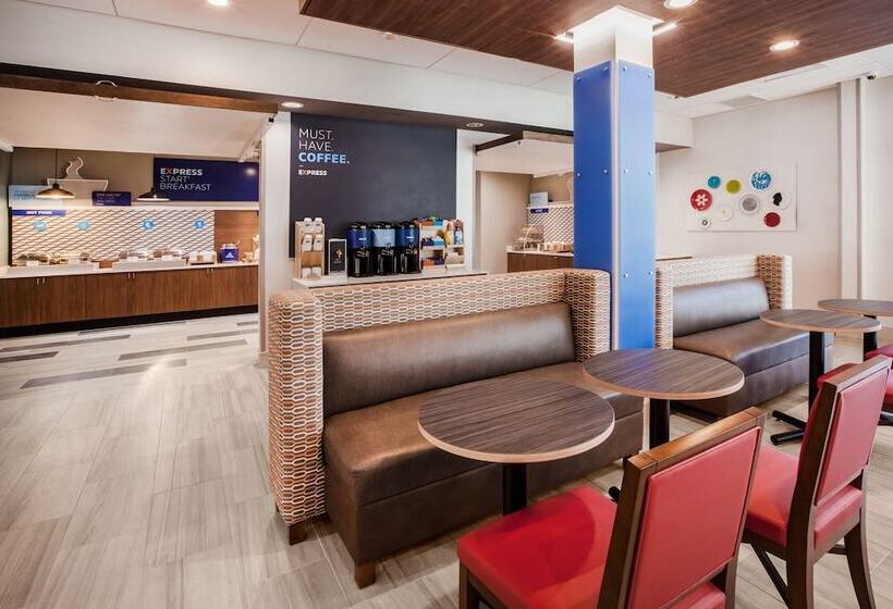 בית מלון כפרי Holiday Inn Express Durango Downtown  Animas River