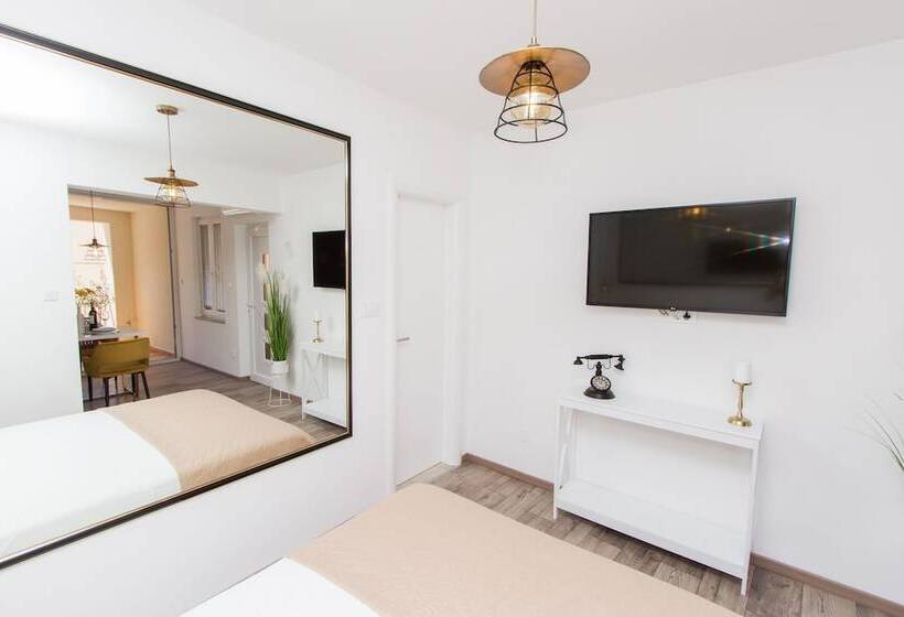 Central Park Suites