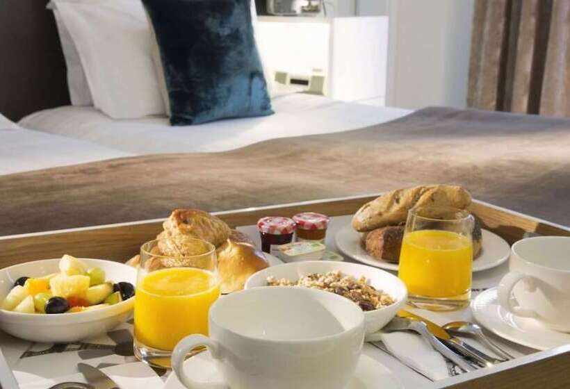 Central Park Suites