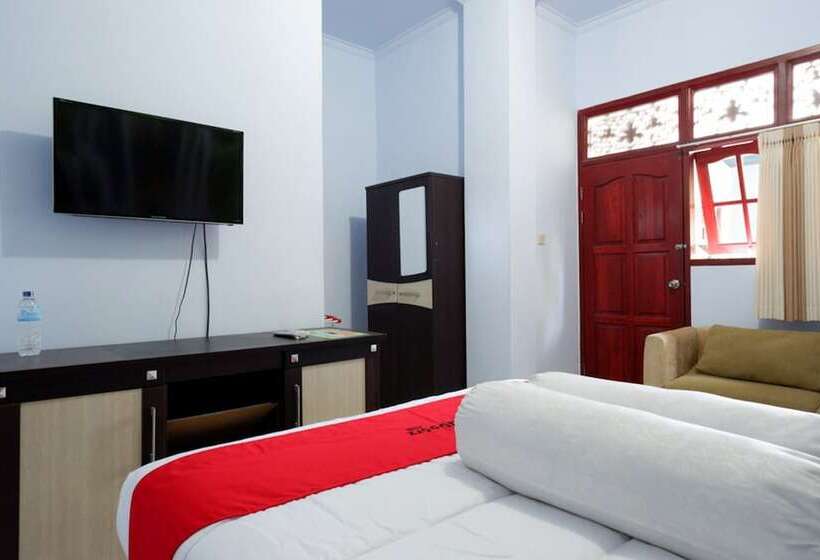 پانسیون Reddoorz Near Mayura Park Lombok