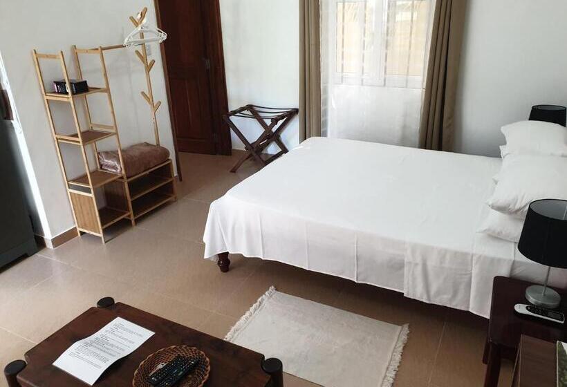 La Maison Hibiscus Self Catering Accommodation