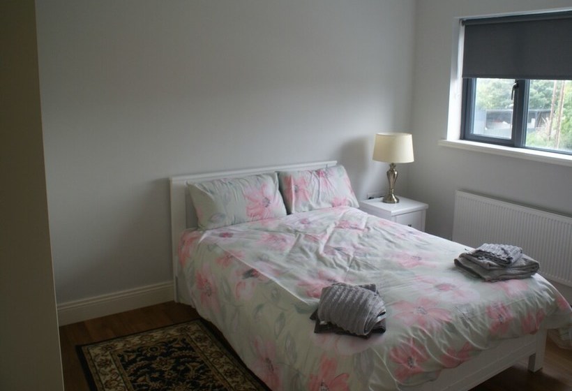 Rafterys Court