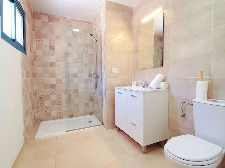 مبيت وإفطار La Nava Suites