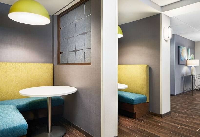 Отель Hampton Inn Clewiston