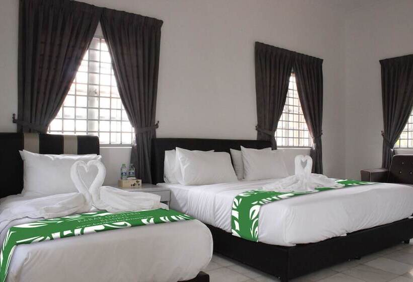 فندق Karak Orchard Resorts