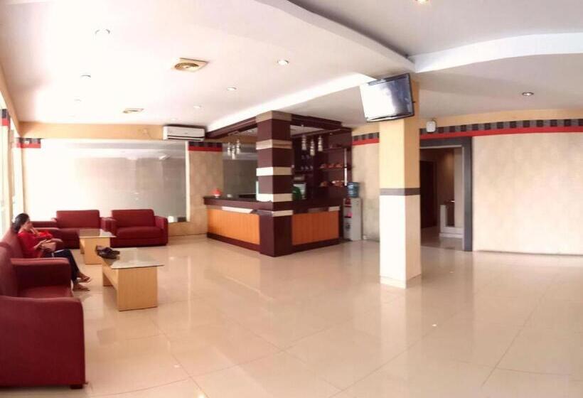 هتل Malioboro Palace