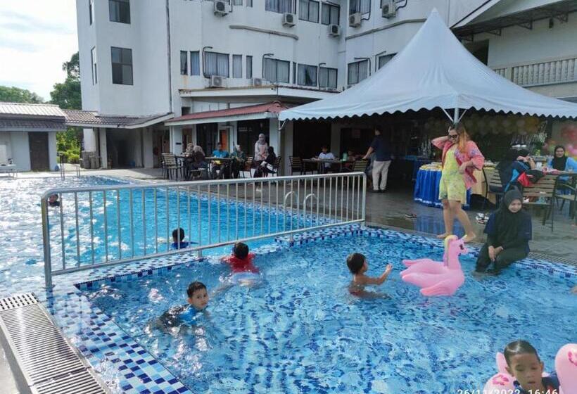 فندق Myangkasa Akademi & Resort Langkawi