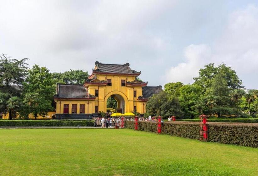 Lavande Hotel Guilin The Mixc