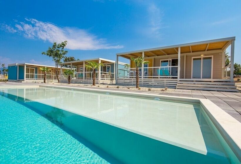 هتل Mobile Homes Camping Omišalj