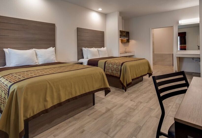 בית מלון כפרי Surestay By Best Western Baytown