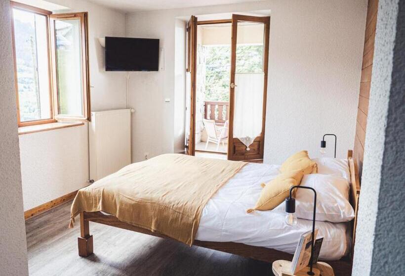 هتل Auberge Le Valezan