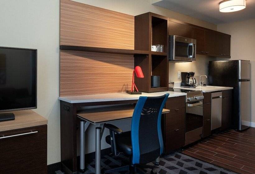 هتل Towneplace Suites Fresno Clovis