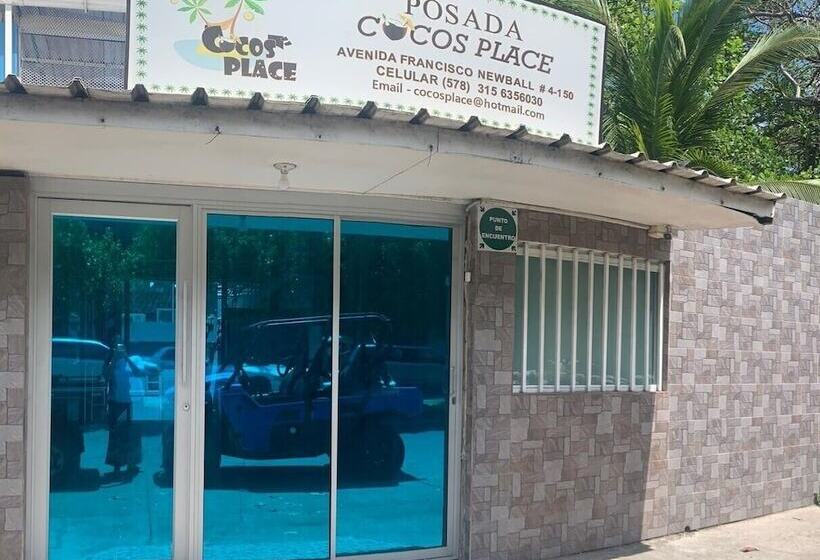 مسافرخانه Posada Cocos Place