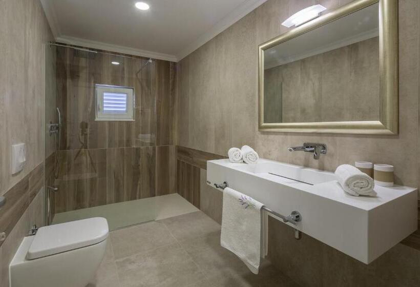 پانسیون Villa Mandalinic