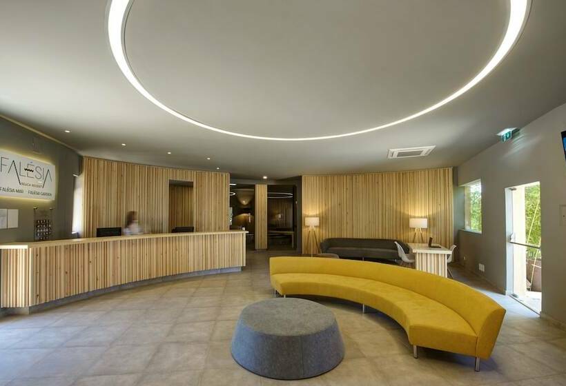3hb Falesia Beach