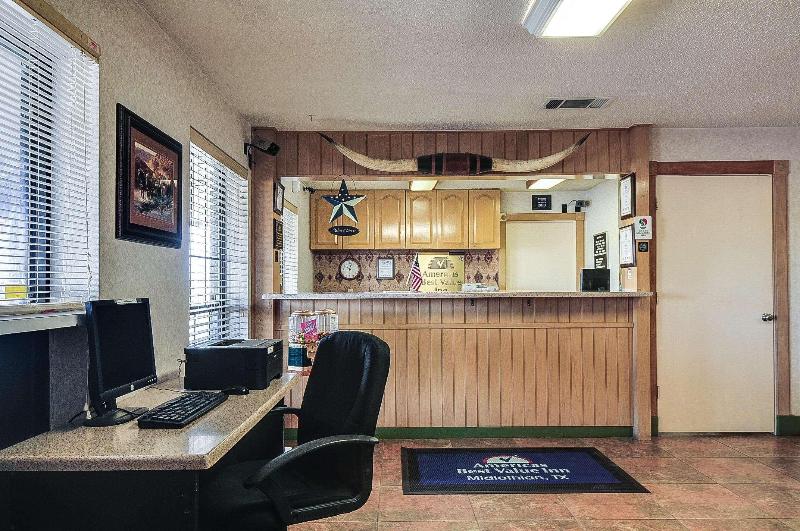 בית מלון כפרי Americas Best Value Inn Midlothian