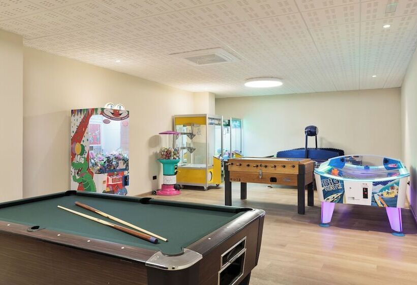 هتل Best Oasis Tropical