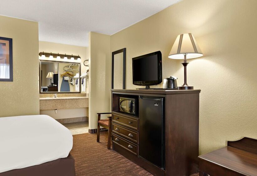 فندق Best Western Center Pointe Inn
