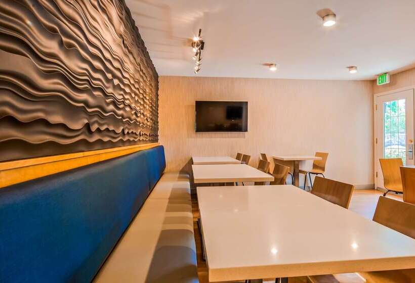 هتل Best Western Horizon Inn