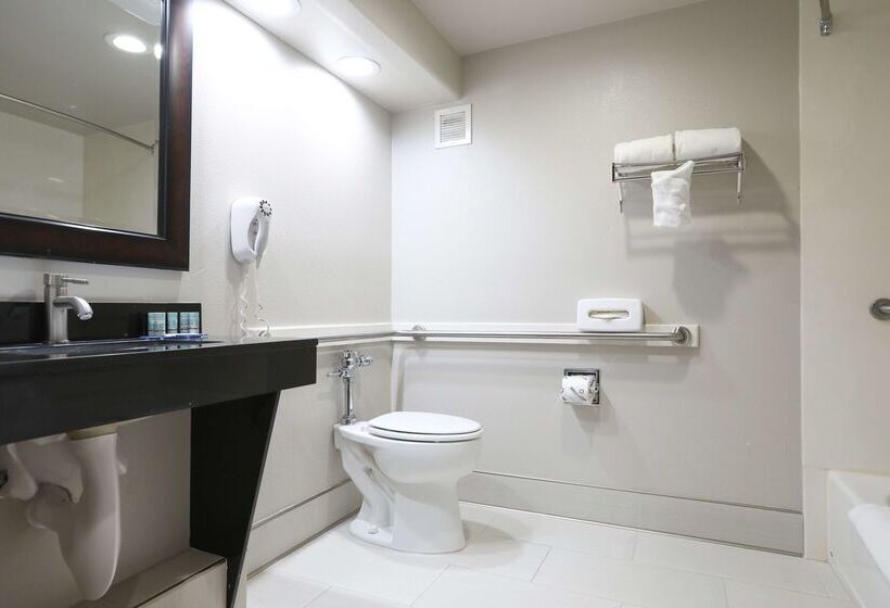 هتل Best Western Lanai Garden Inn & Suites