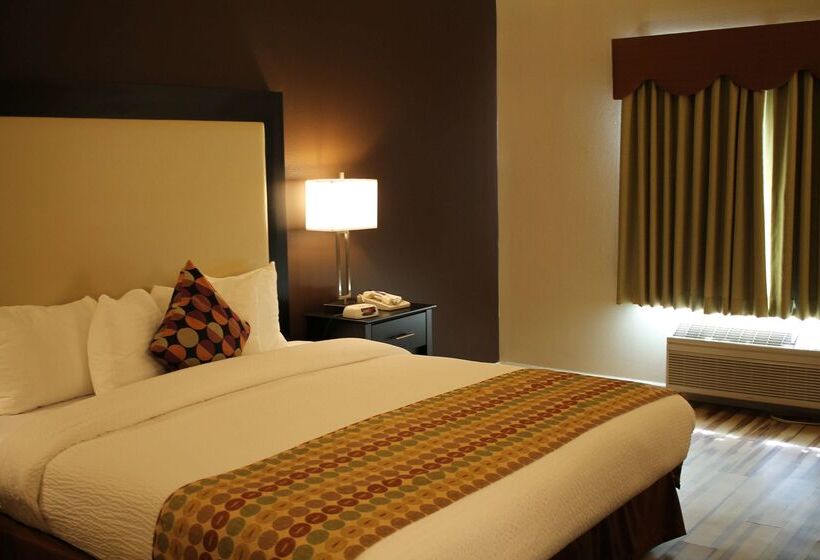 فندق Best Western Plus Des Moines West Inn & Suites