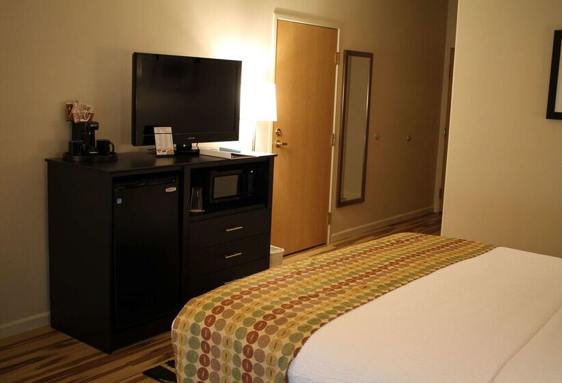 فندق Best Western Plus Des Moines West Inn & Suites